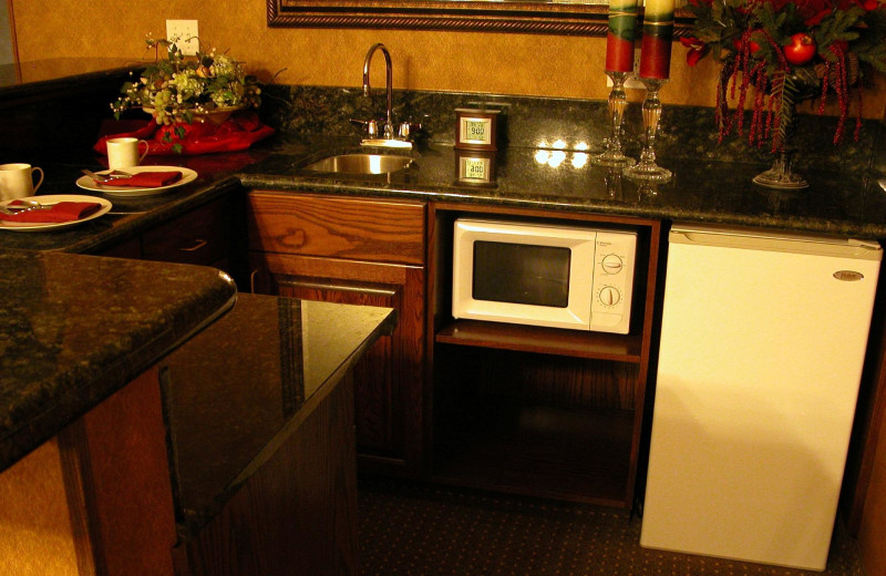 Guest room at Rushmore Express Inn & Family Suites.