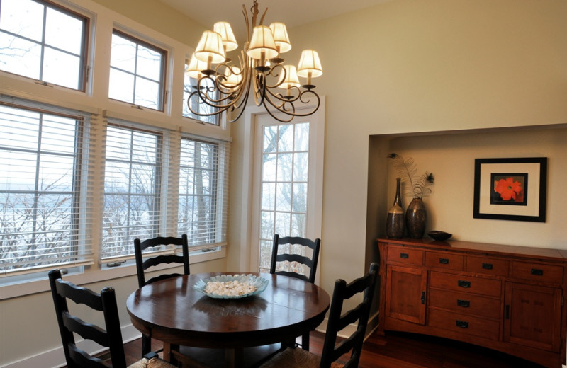 North Cottage dining table at Buttermilk Falls Inn & Spa.