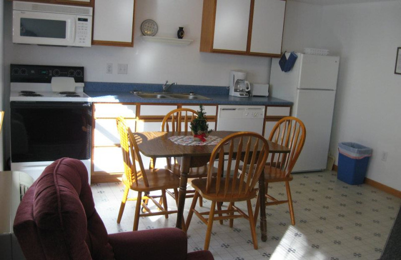 Cabin kitchen at Artilla Cove Resort.