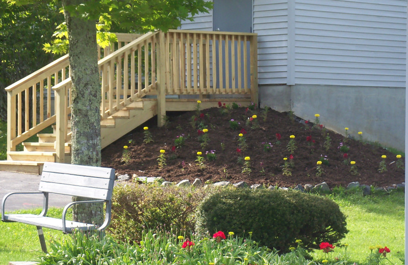 Bench and garden at Sugar Ski and Country Club.