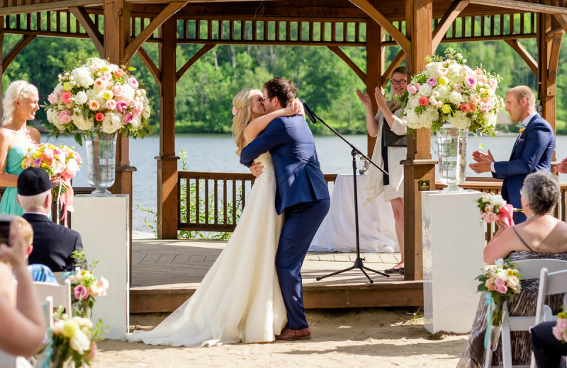 Weddings at Deerhurst Resort.