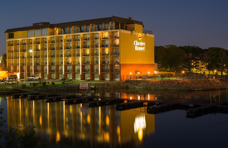 Exterior view of Clarion on the Lake.