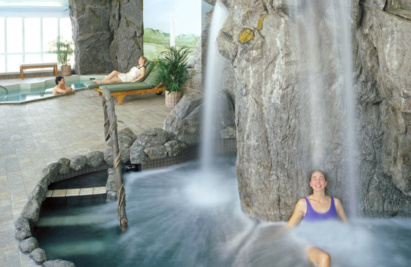 Spa waterfall pool at Stoweflake Mountain Resort & Spa.