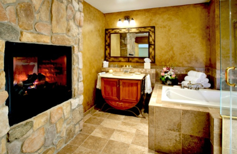 Guest bathroom at Minerals Hotel.