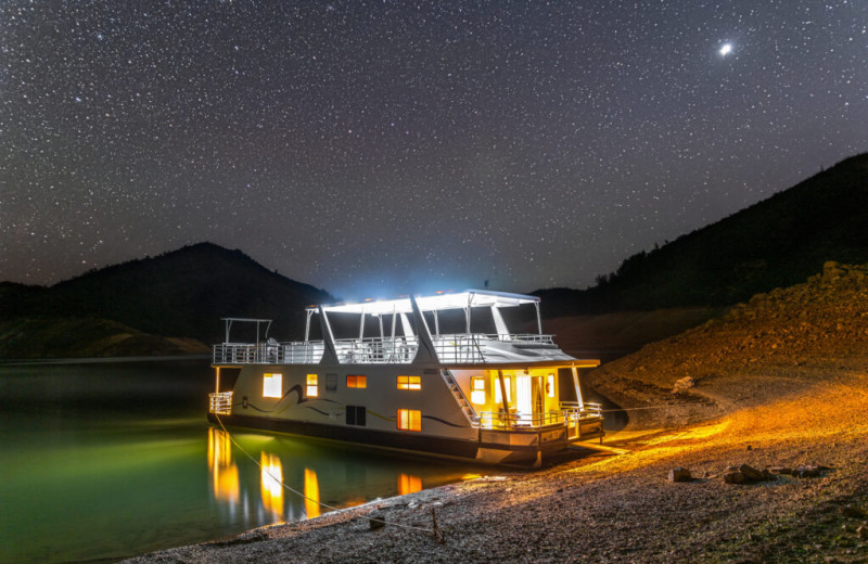 Houseboat at Shasta Marina Resort.