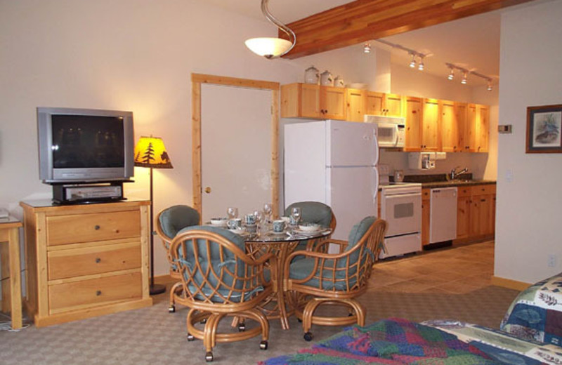 Guest room at Many Springs Flathead Lake Resort.