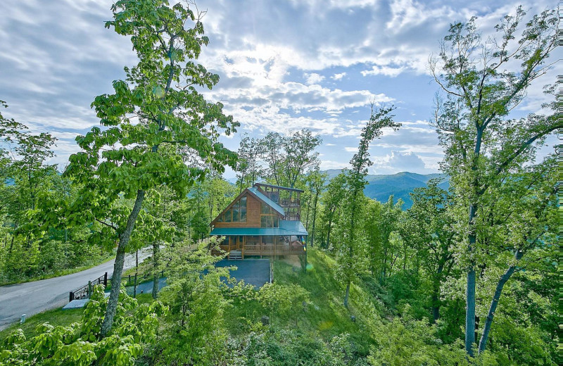 Rental exterior at American Mountain Rentals.