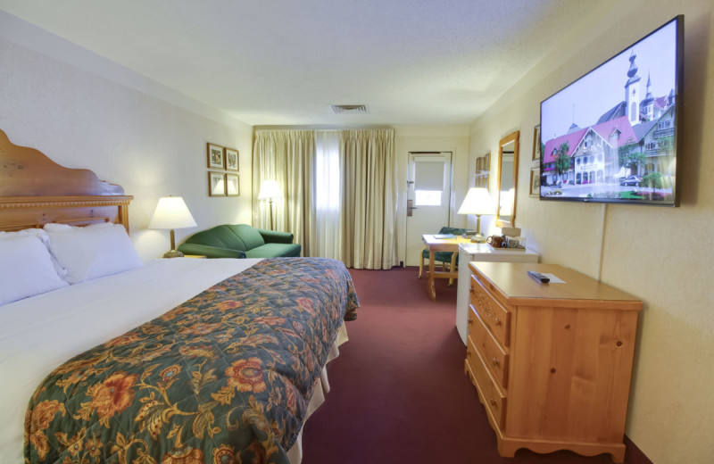 Guest room at Bavarian Inn of Frankenmuth.