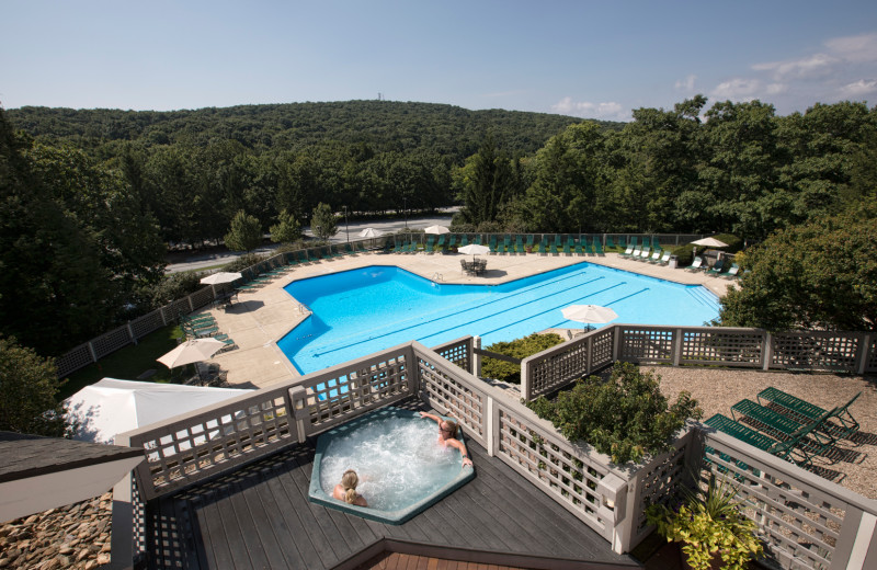 Outdoor pool at Wintergreen Resort.