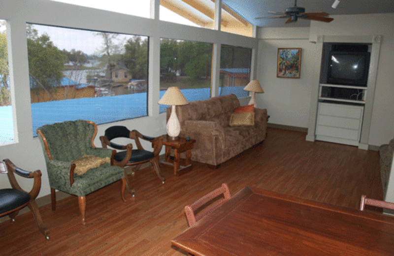 Guest room at Lake LBJ Resort & Marina.