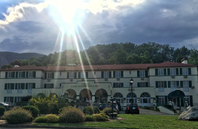 Exterior view of The Lake Lure Inn and Spa.