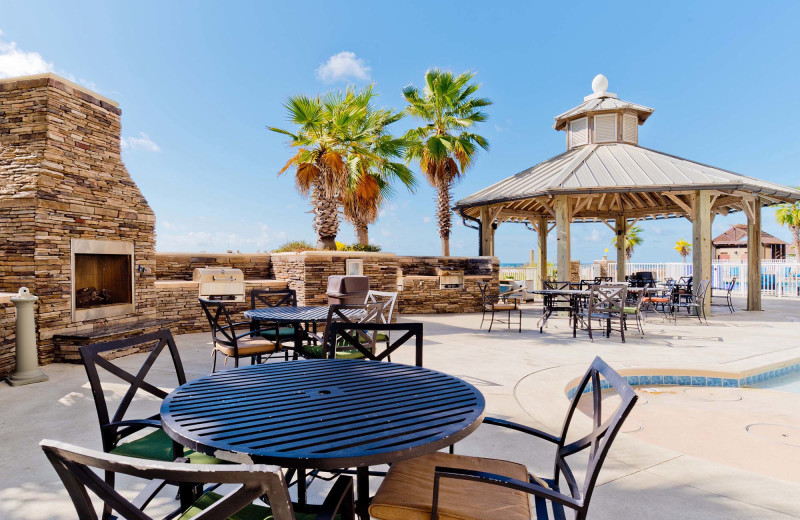 Rental patio at Pointe South.