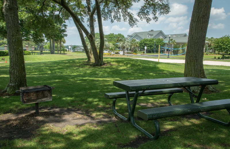 Picnic area at Holiday Inn Club Vacations South Beach Resort.