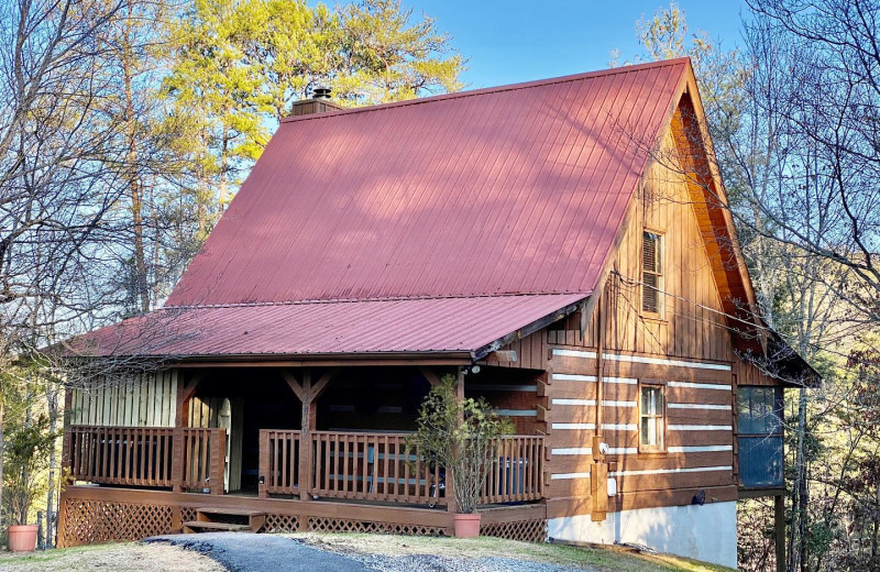 Cabin exterior at Little Valley Mountain Resort.