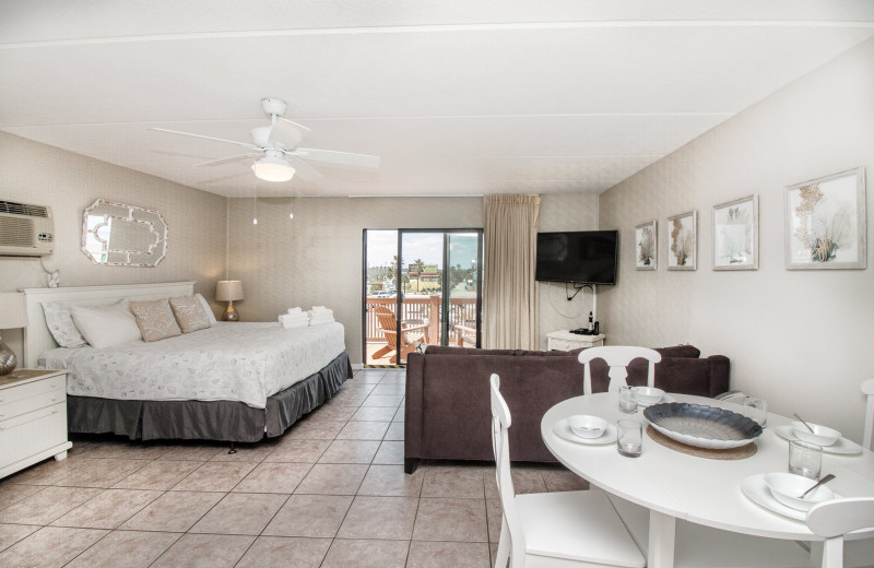 Guest room at Beacher's Lodge Oceanfront Suites.