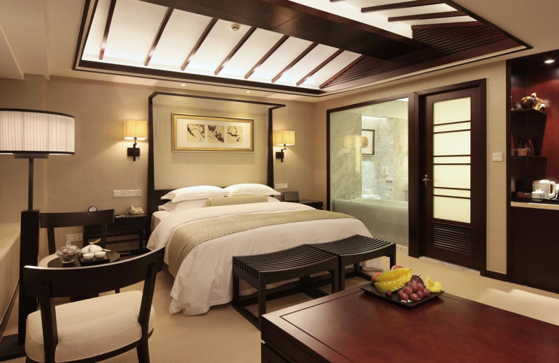 Guest room at Zhejiang World Trade Center Grand Hotel.