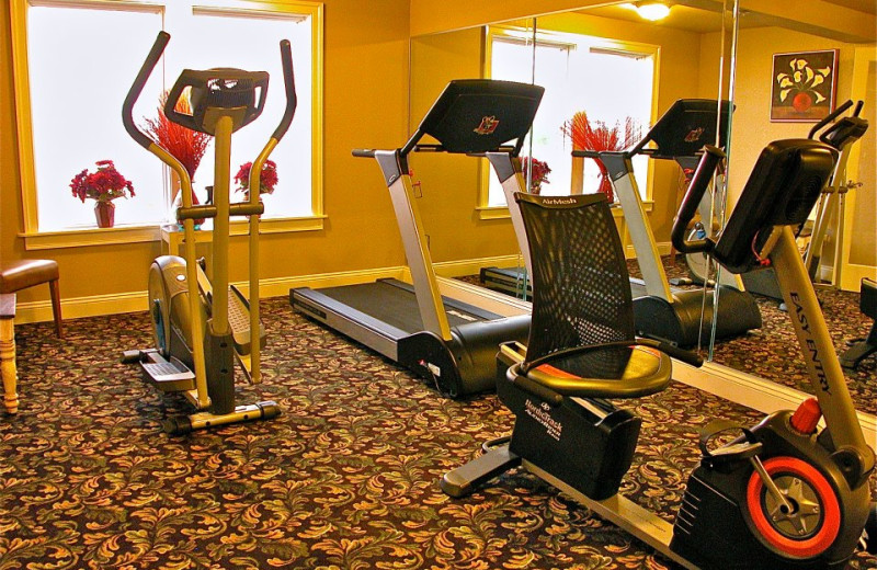 Fitness center at Oasis Suites.