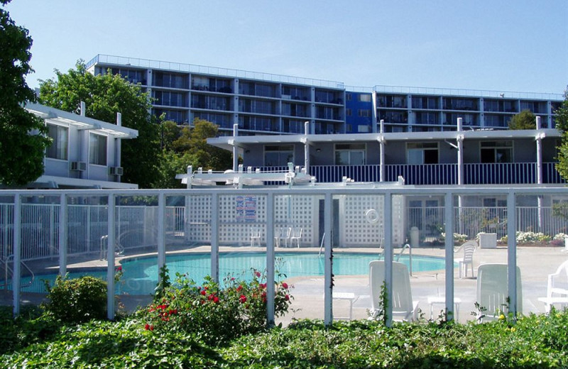 Marina Village Inn (Alameda, CA)  Resort Reviews  ResortsandLodges.com