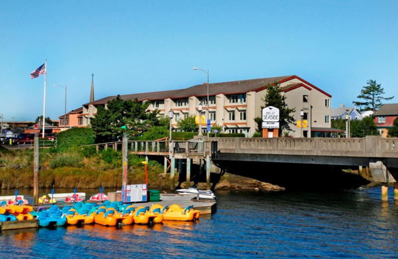Exterior Lake Water View of Inn at Seaside