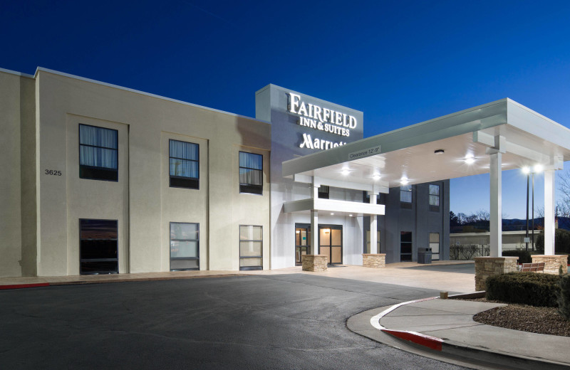 Exterior view of Fairfield Inn Santa Fe.