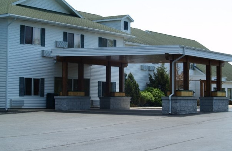 Exterior view of Manistee National Golf & Resort.