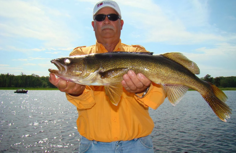 Fishing at Rainy Lake Houseboats.