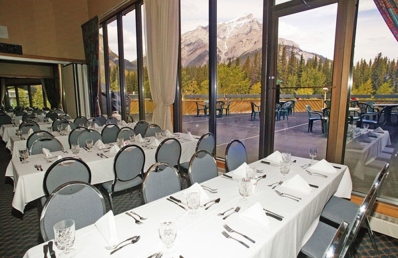 Conference room at Inns of Banff.