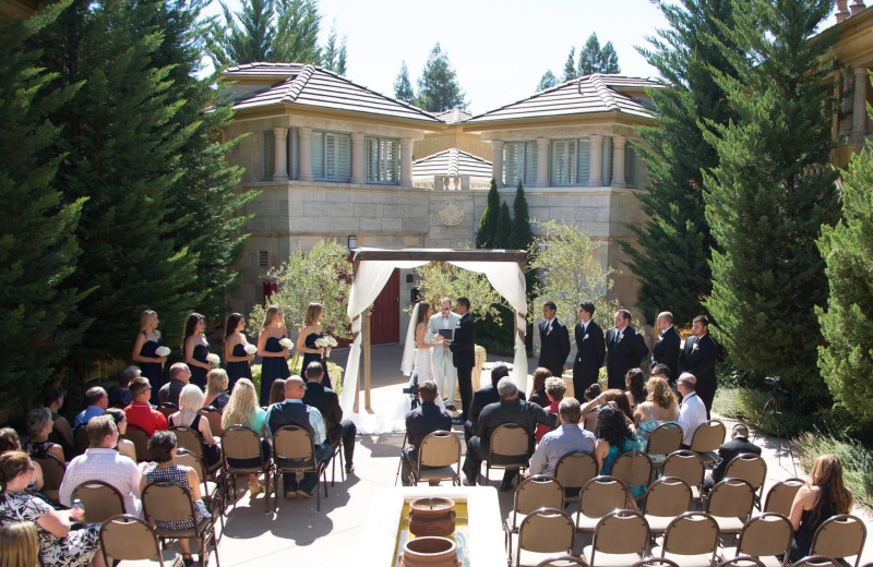 Wedding at Dry Creek Inn Hotel.