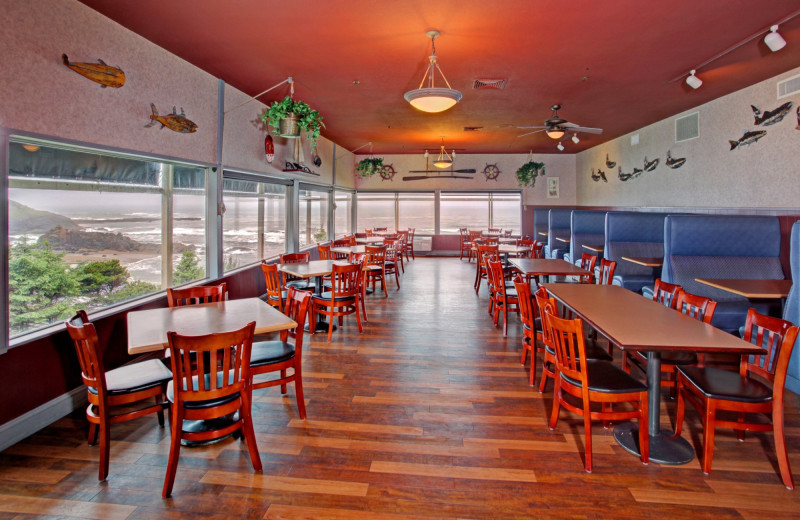 Dining at Surfrider Resort.