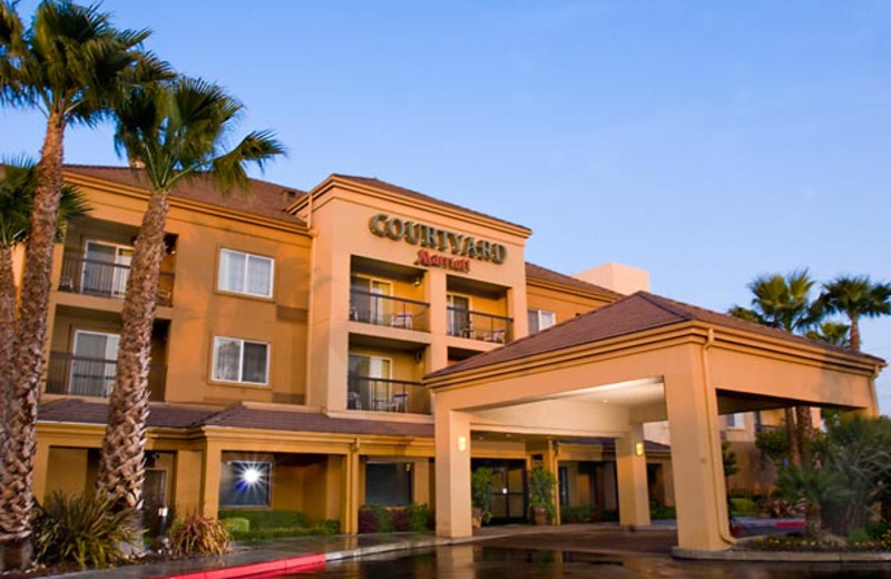 Exterior view of Courtyard by Marriott Milpitas.