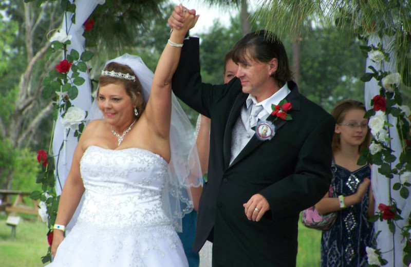 Wedding at Lone Star Jellystone.