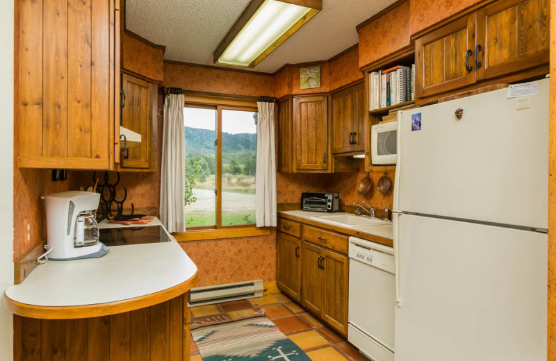 Cabin kitchen at The Glen Eden Resort.