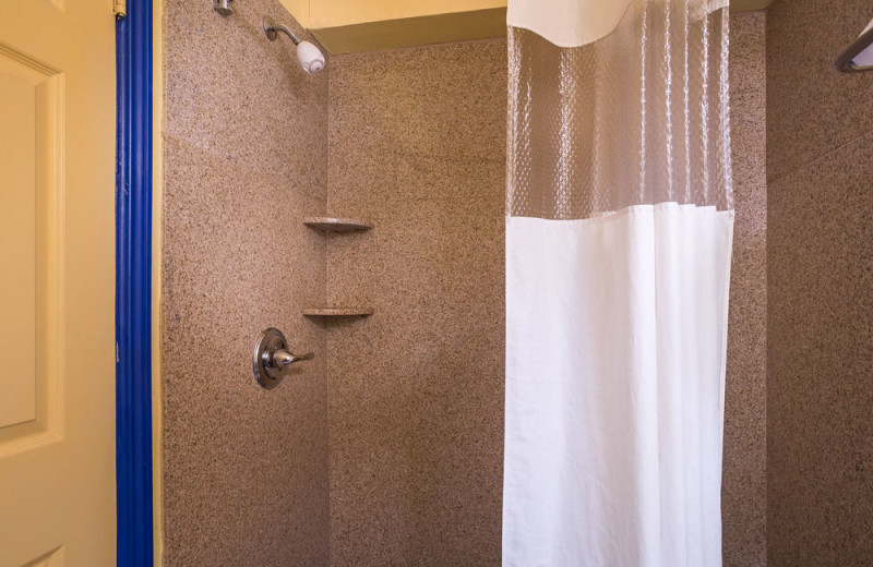 Guest shower at Aqua Breeze Inn.