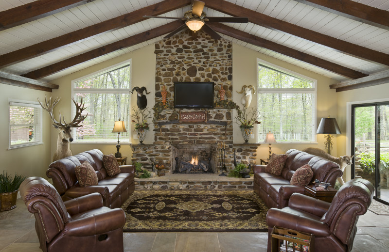 Lounge at Caryonah Hunting Lodge.