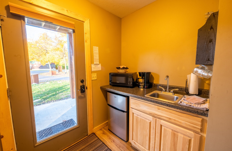 Quad room amenities at Appeldoorn's Sunset Bay Resort.