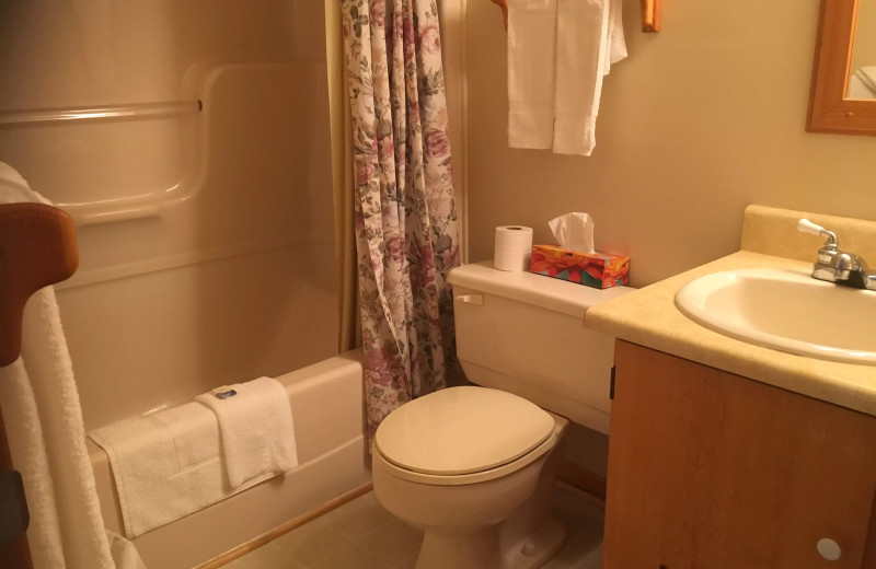 Guest bathroom at The Baldwins Resort.