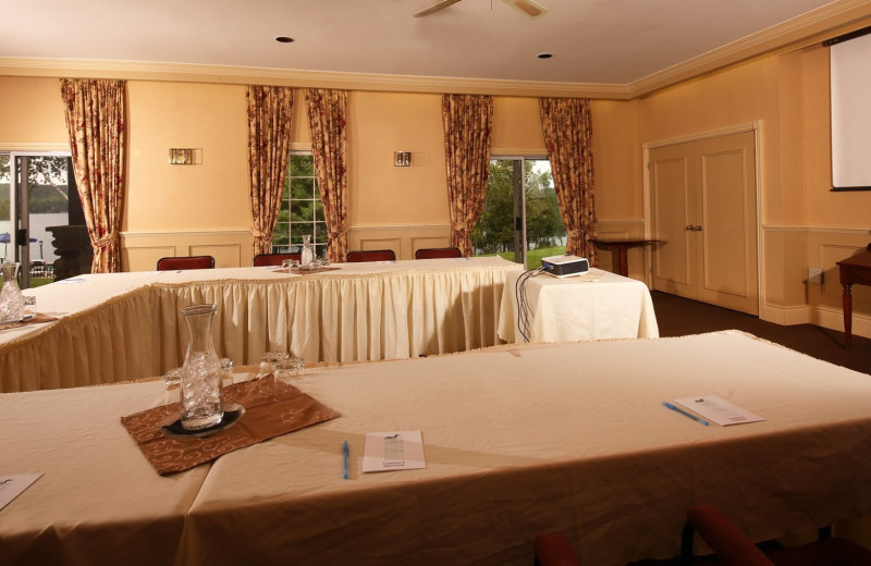 Meetings at Sir Sam's Inn & Spa.