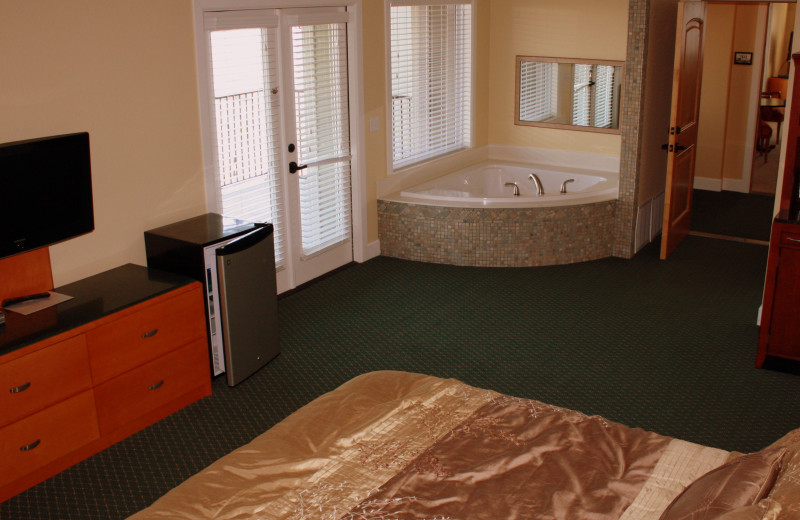 Guest room at Whitney Mountain Lodge.