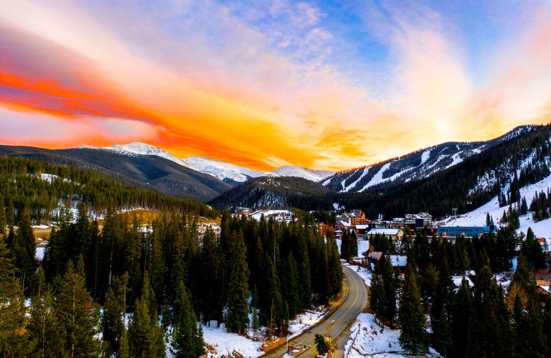 Exterior view of Access Winter Park Lodging.