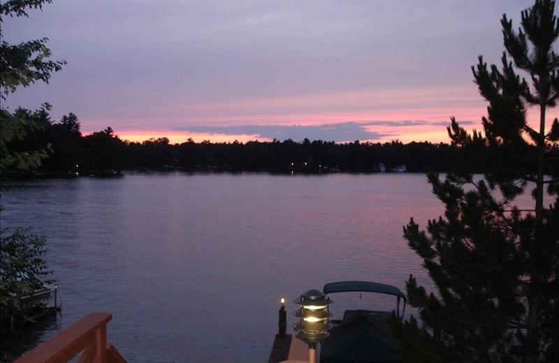 Lake sunset at Sill's Lakeshore Resort.