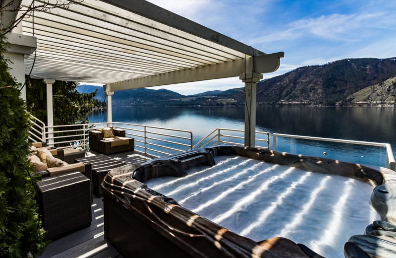 Rental deck at Chelan Vacation Rentals.