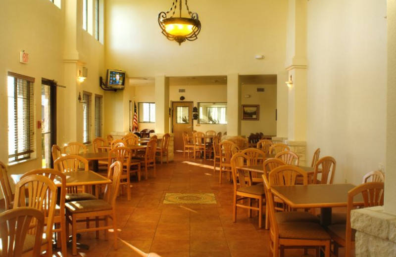 Dining room at Inn on Barons Creek.