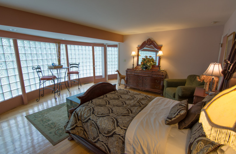 Guest room at Pilot Knob Inn Bed & Breakfast.