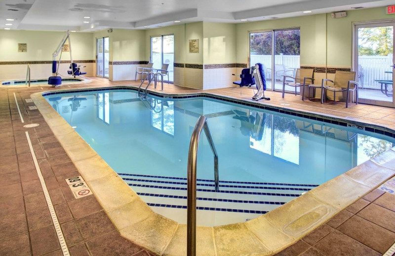 Indoor pool at Kings Inn and Suites.