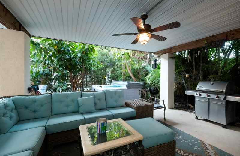 Rental patio at beachrentals.mobi. LLC.