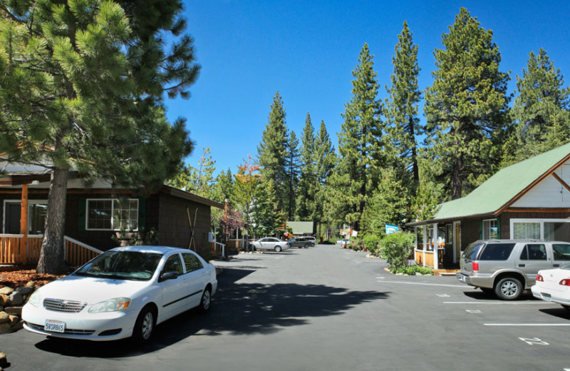 Exterior of Unitsy at the Red Wolf Lakeside Lodge