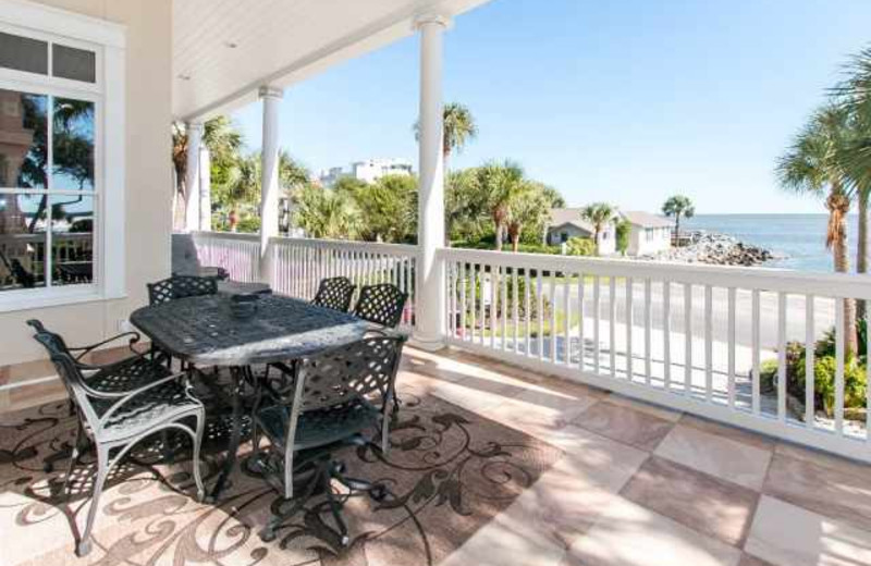 Real Escapes Properties - Beachview 911