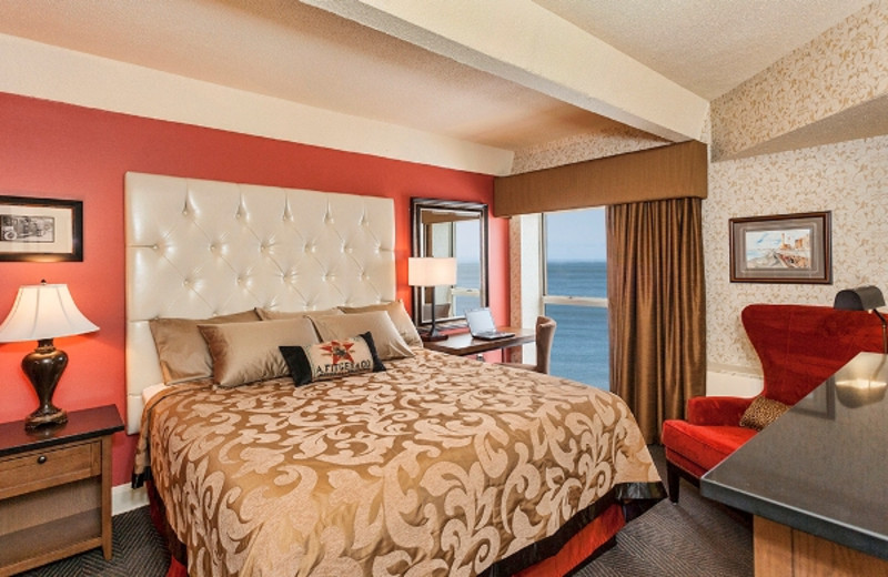 Guest room at Fitger's Inn.