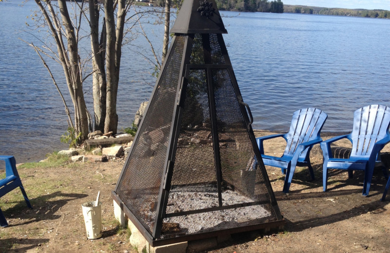 Fire pit at Bonnie View Inn.