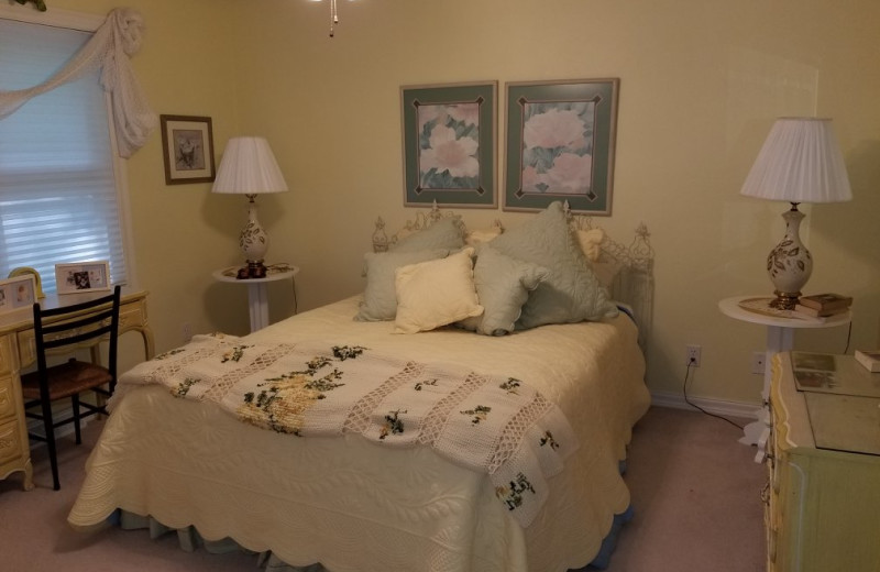 Rental bedroom at Door County Vacancies.